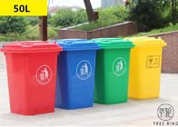 Sampah Plastik Biru Dan Kuning 50 Liter Dengan Dolly Four Wheeled Recycling