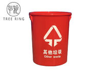 Warna Merah 100L Ember Penyimpanan Makanan Plastik Dengan Tutup Dan Pegangan Untuk Kemasan Makanan Kering